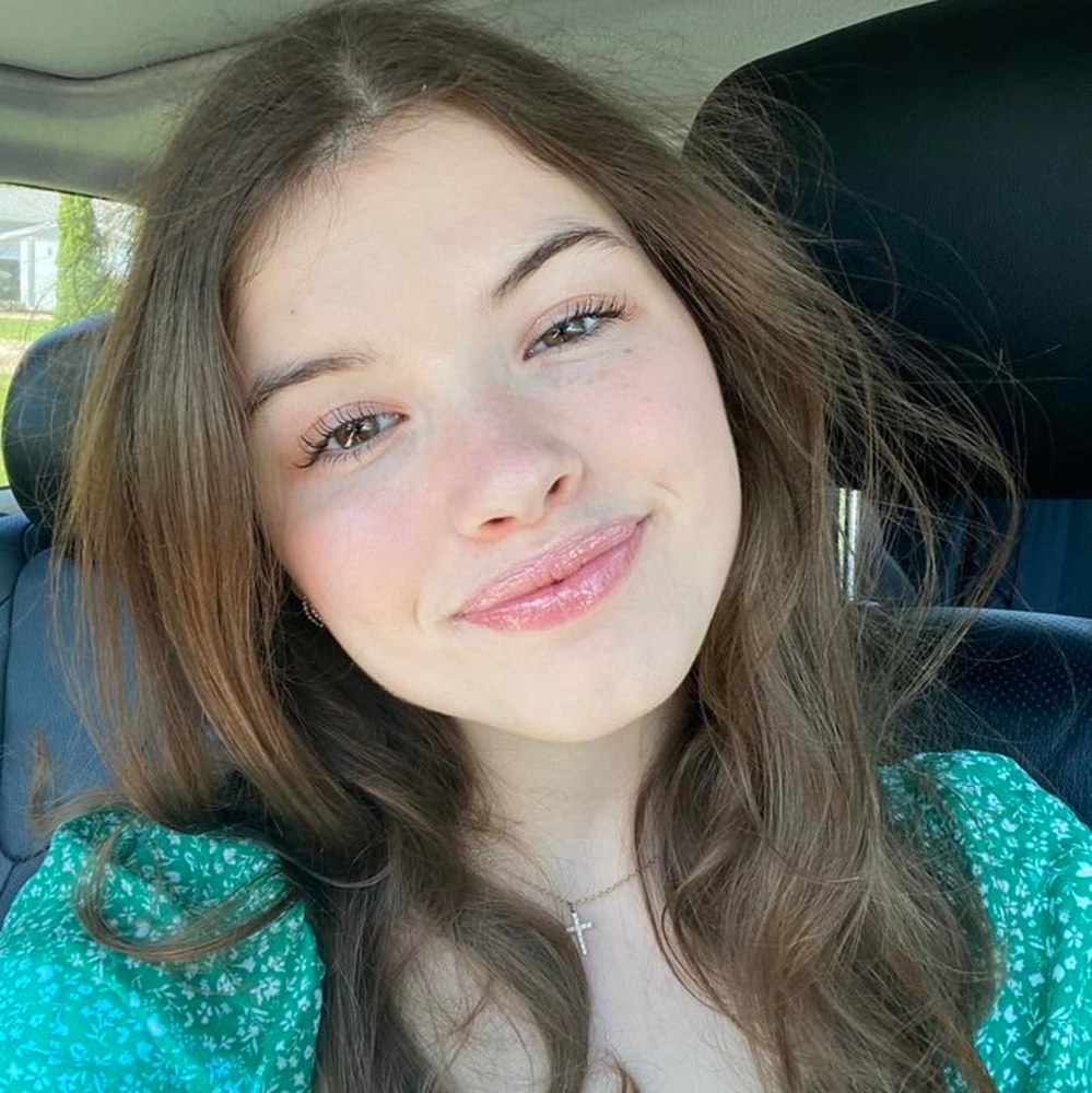 Meet your Posher, Lily